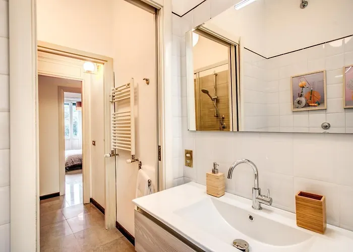 Downtown Srl - Borghese Roma